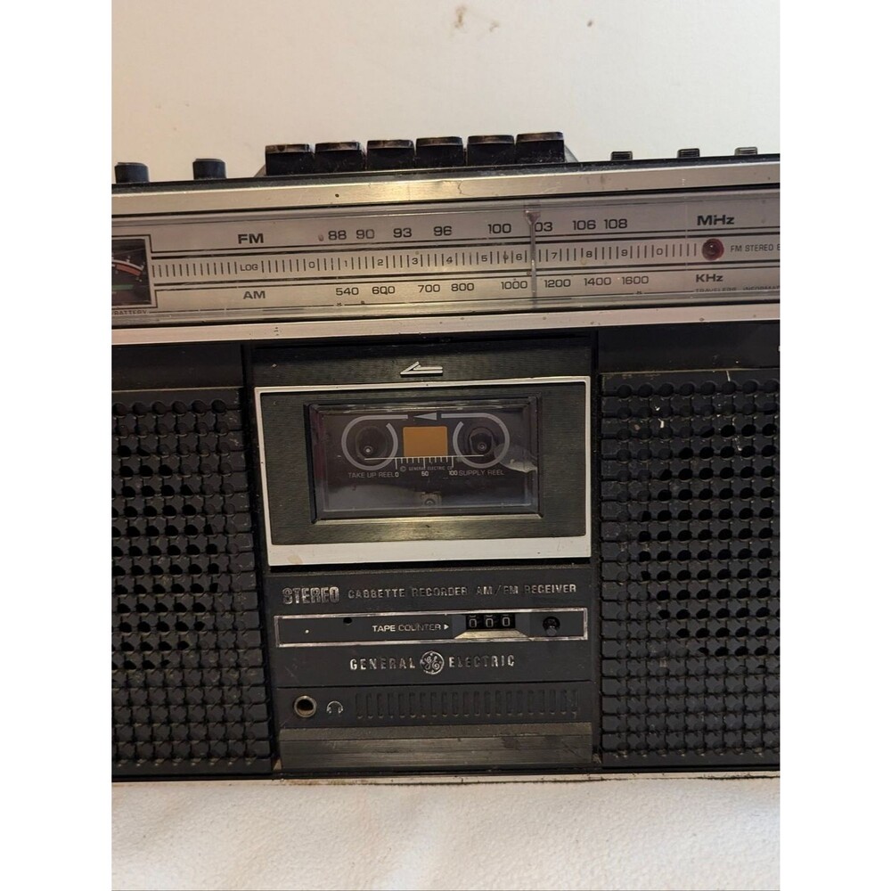 General Electric GE Boombox 3-5251A AM/FM Radio Cassette Player For Parts